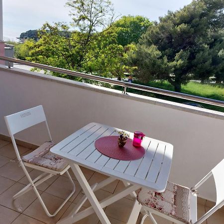 Apartman Suzy Pula Buitenkant foto