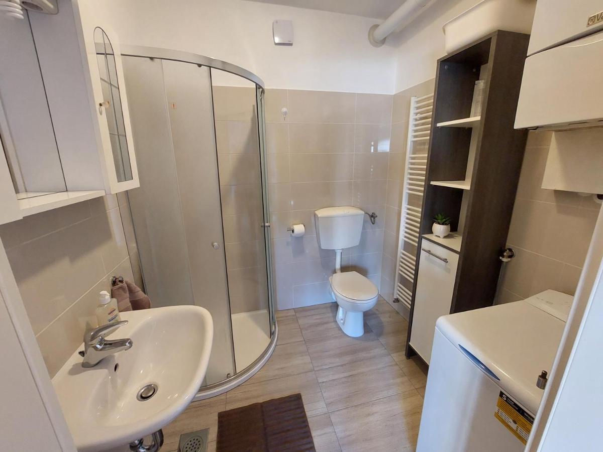 Apartman Suzy Pula Buitenkant foto